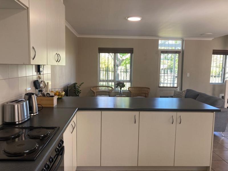 To Let 2 Bedroom Property for Rent in Karindal Western Cape
